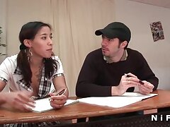 الجمال فلم سكسي جنسي في الملابس الداخلية السوداء